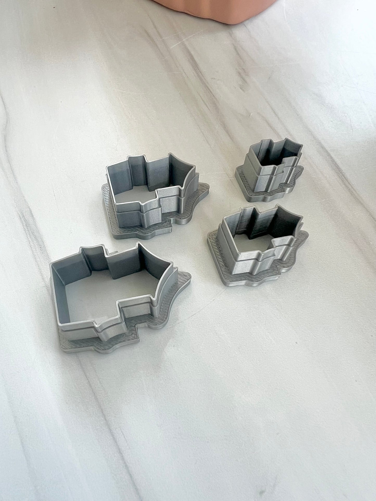 Haunted House Outline Cutter