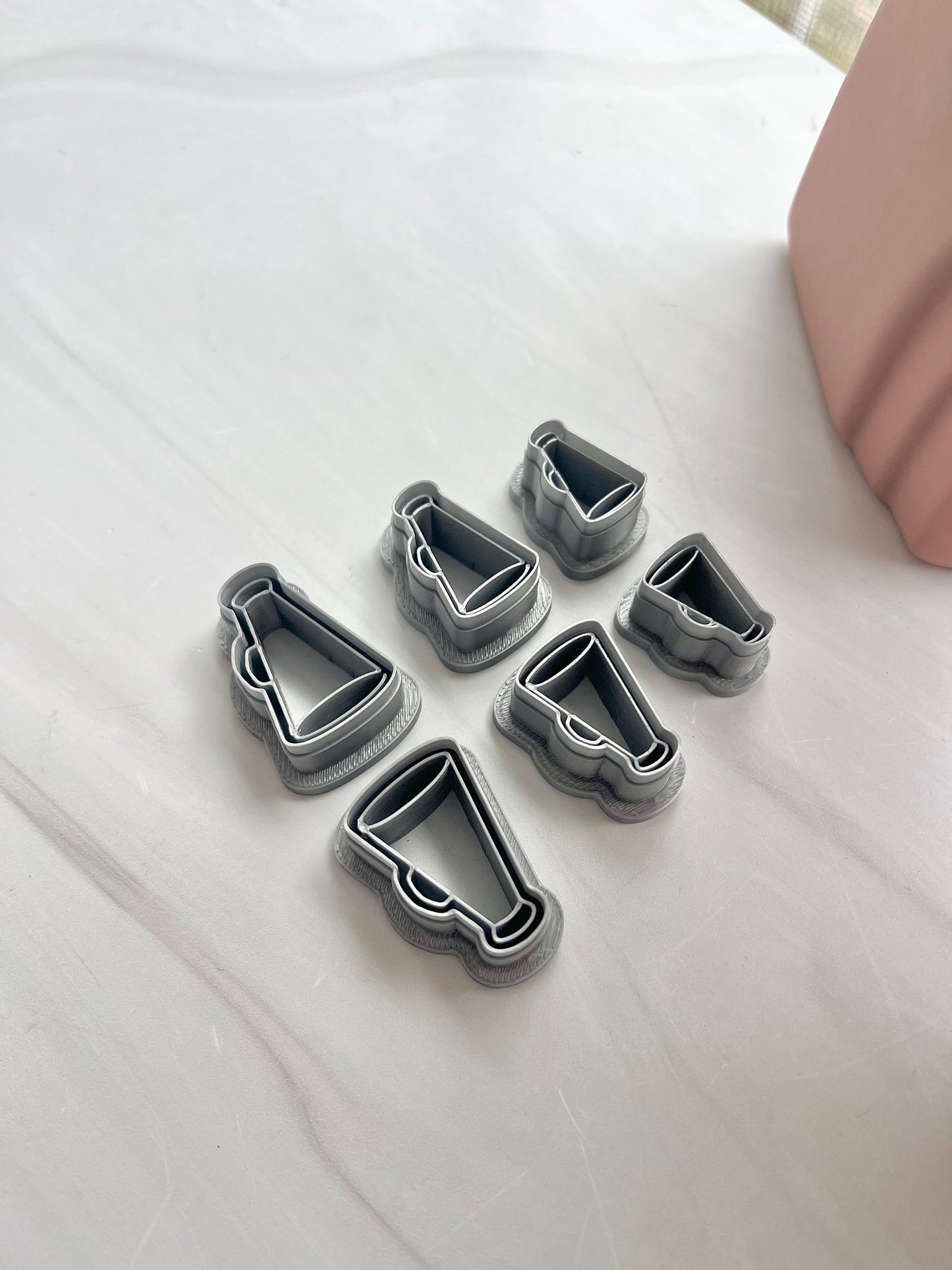 Megaphone Cutter