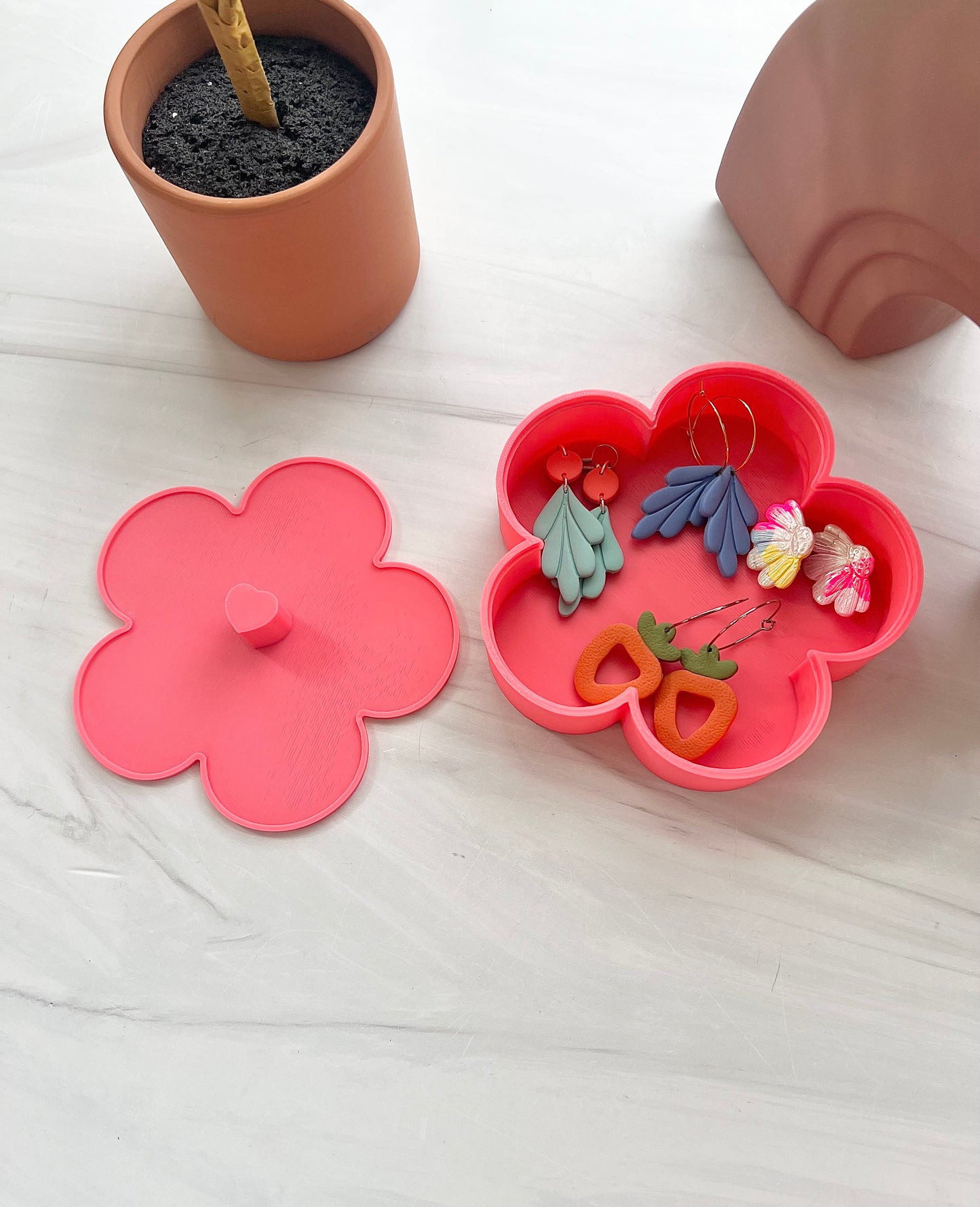 3D Printed Floral Design Storage Organizer with Lid