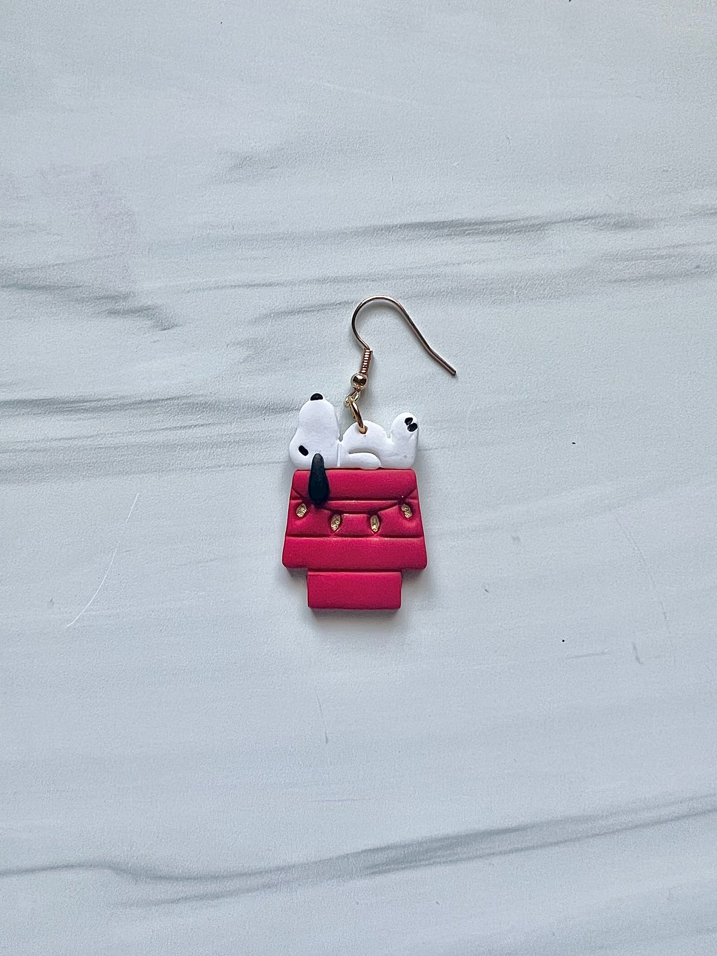 Snoopy Cutter with Doghouse and String Light Option
