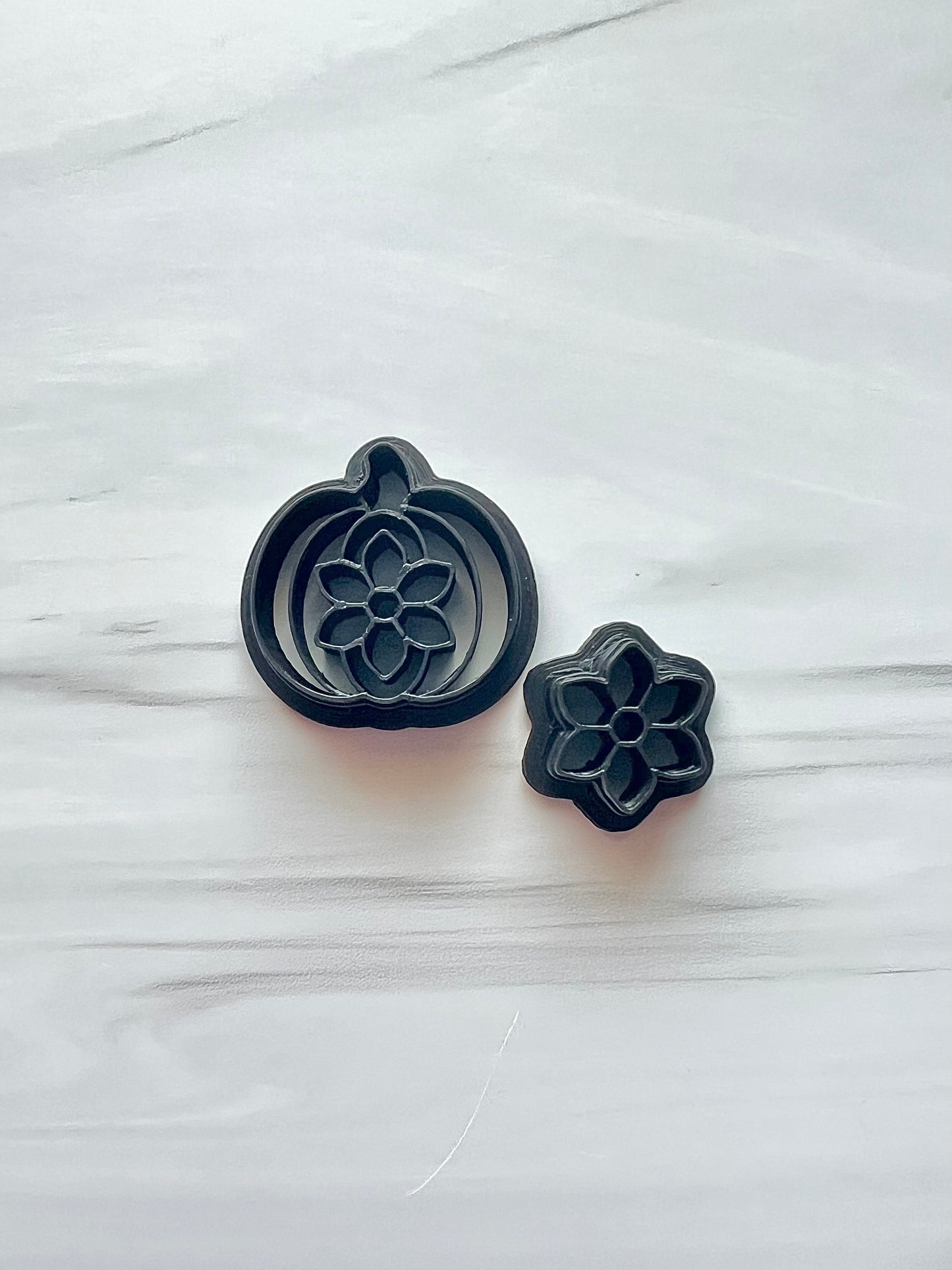 Pumpkin Flower with Separate Flower Cutter