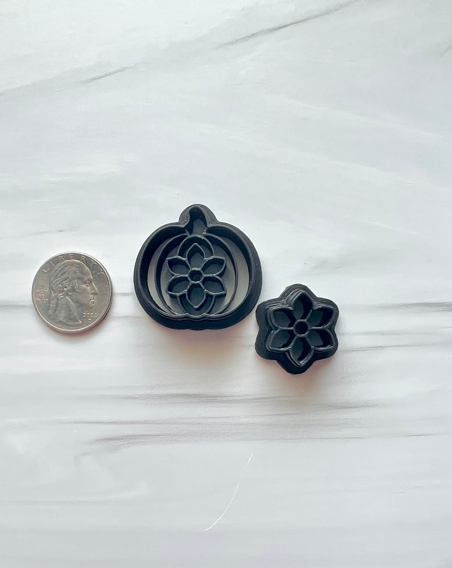 Pumpkin Flower with Separate Flower Cutter