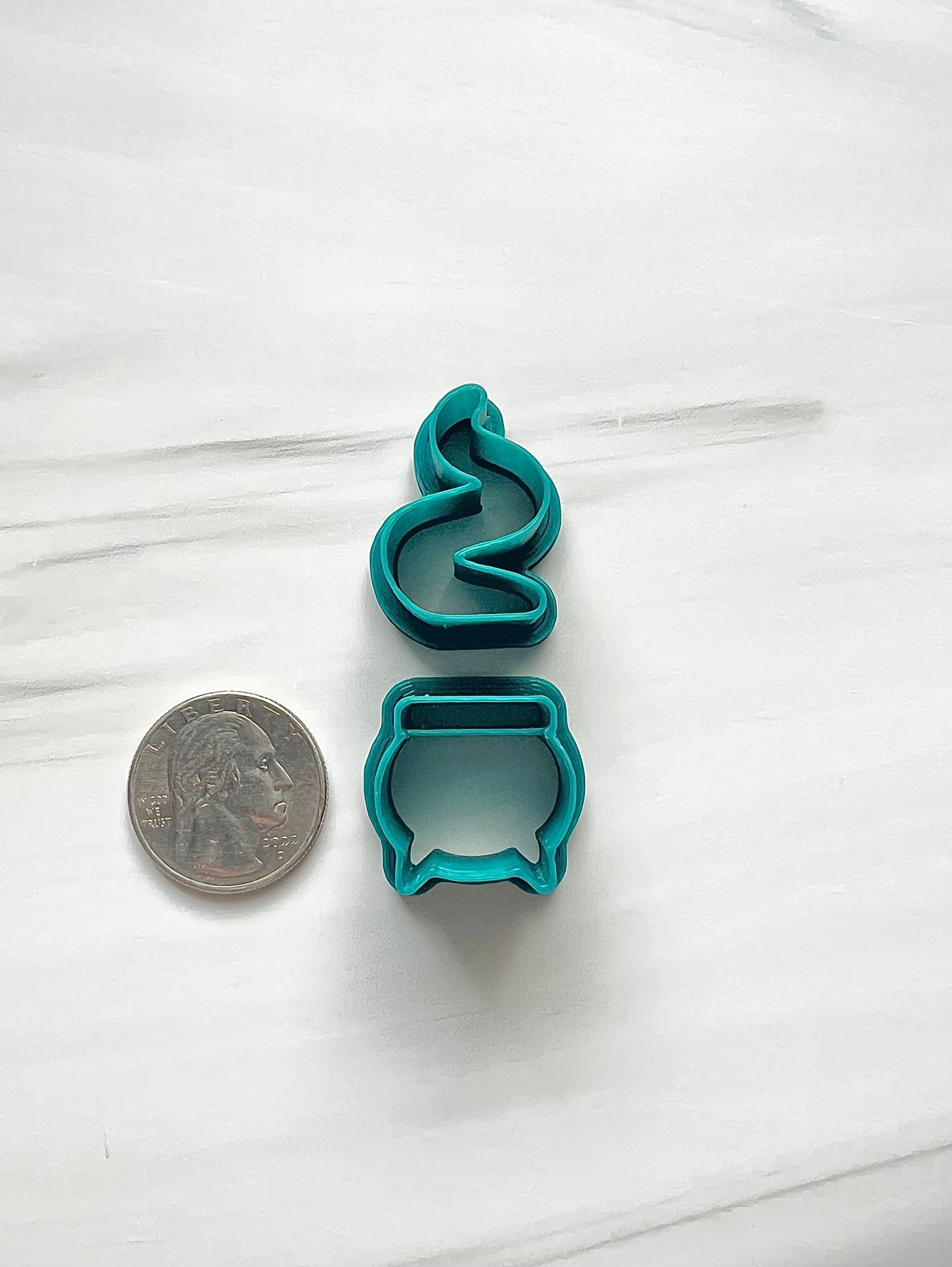 Cauldron with Smoke Cutter