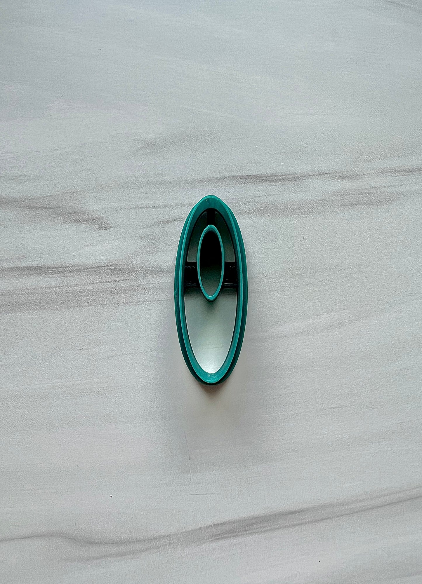 Elongated Oval Donut Cutter
