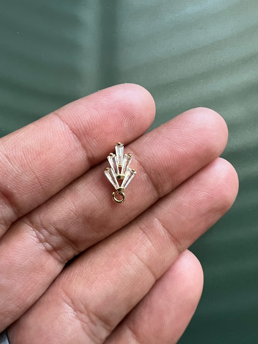 4pcs Cubic Zirconia Leaf Stud Posts with Connector