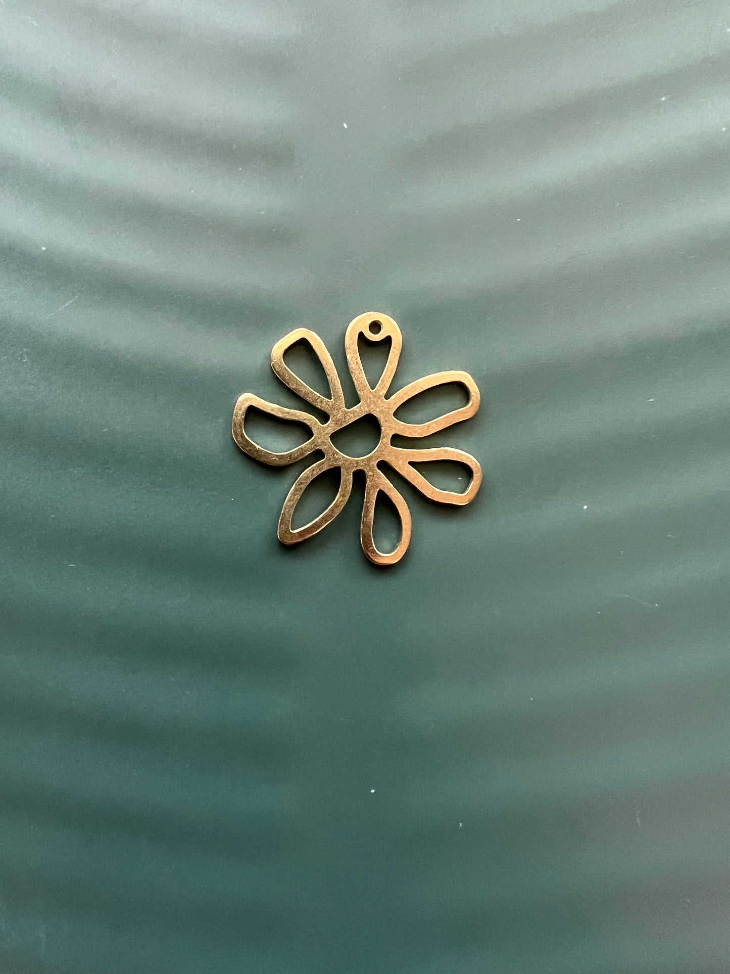 6pcs Brass Flowers