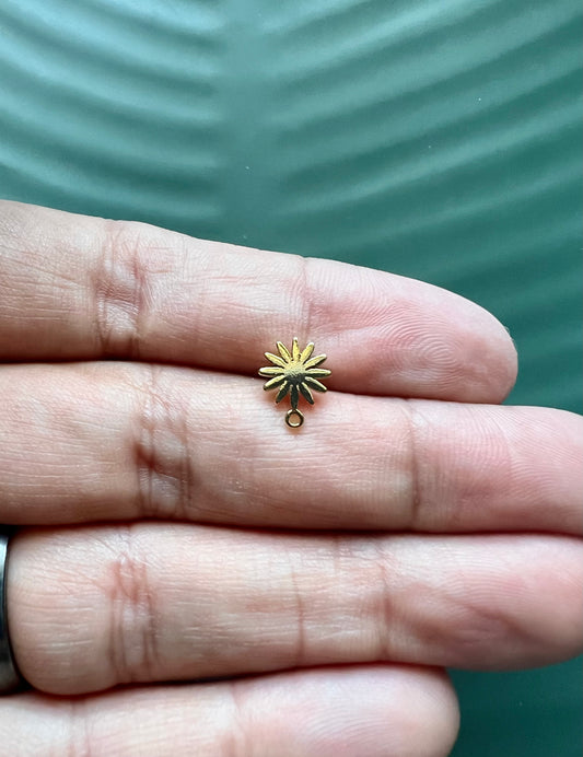4pcs 18k Gold Plated Flower Stud Posts with Connector