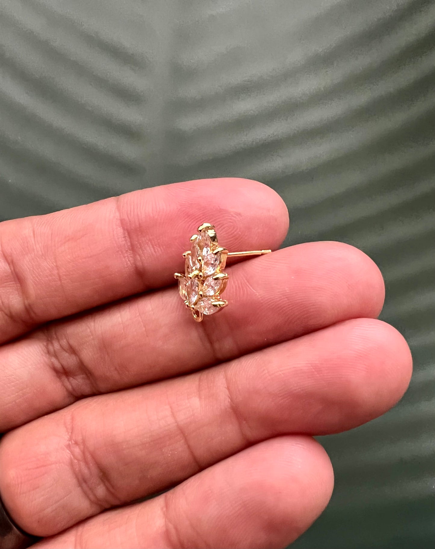 4pcs Cubic Zirconia Large Leaf Stud Posts with Connector
