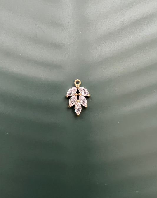 4pcs Cubic Zirconia Leaves (2 sizes)