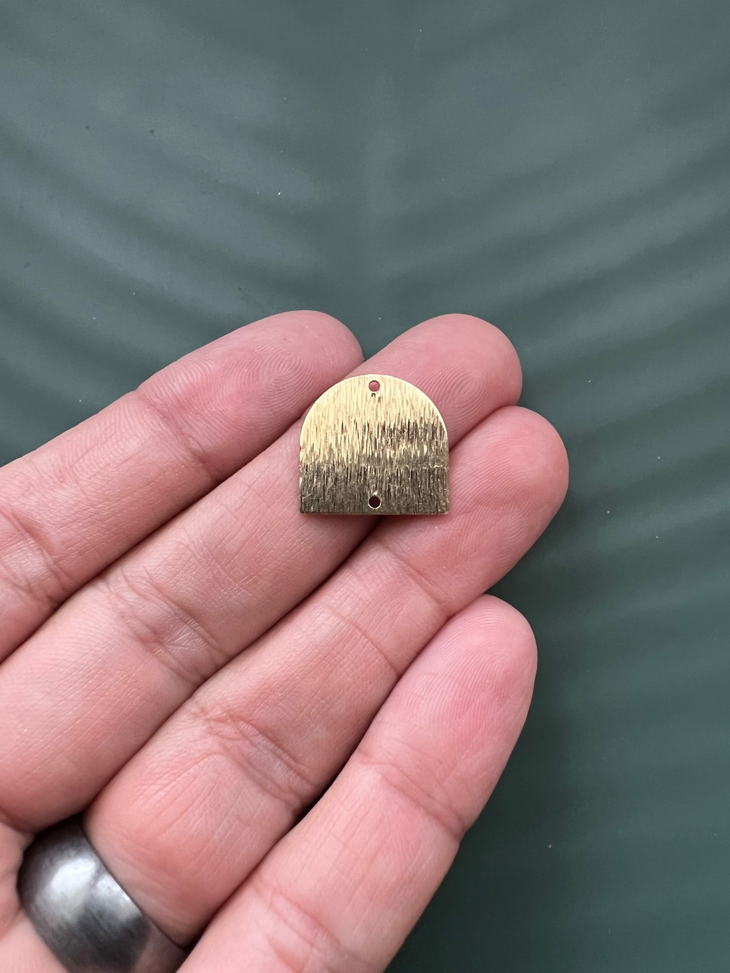 6pcs Textured Brass Dome Connectors