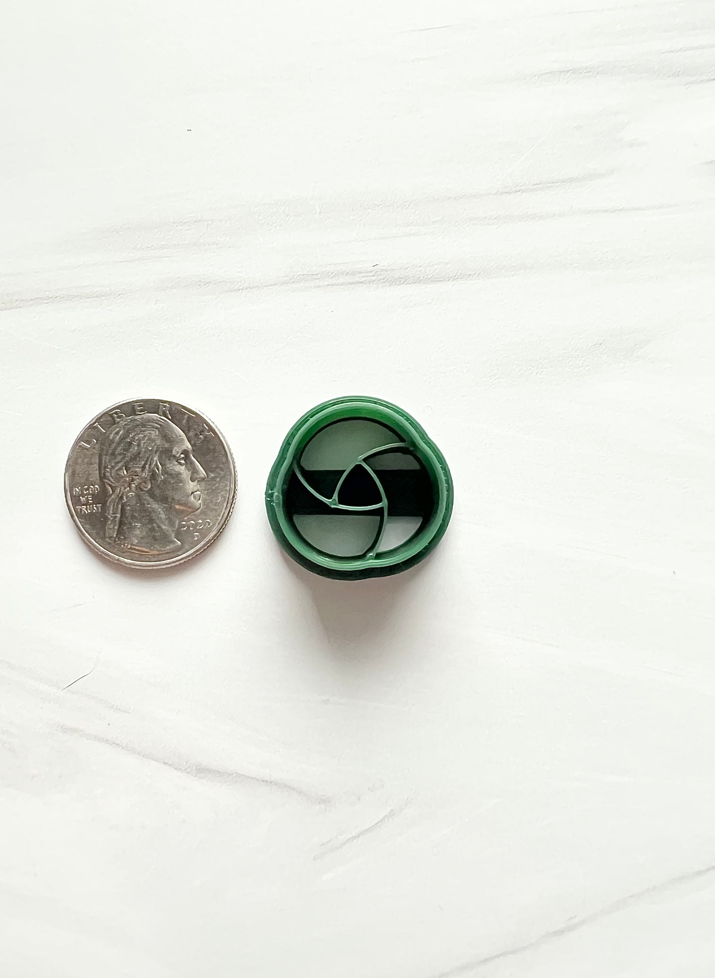 Embossed Knot Cutter