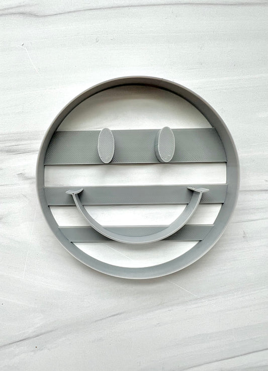 Smiley Face Trinket Dish Cutter