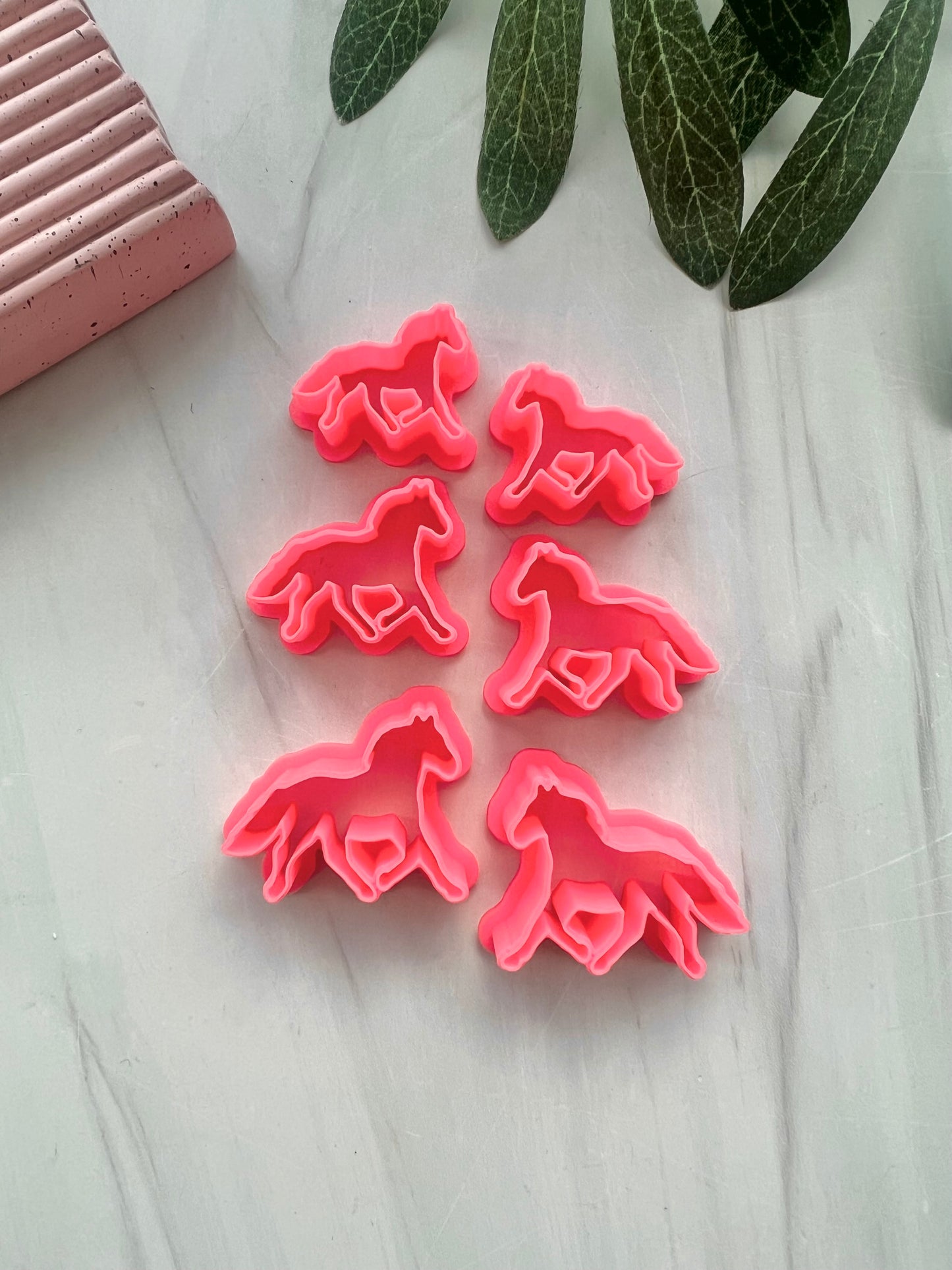 Full Horse Cutter