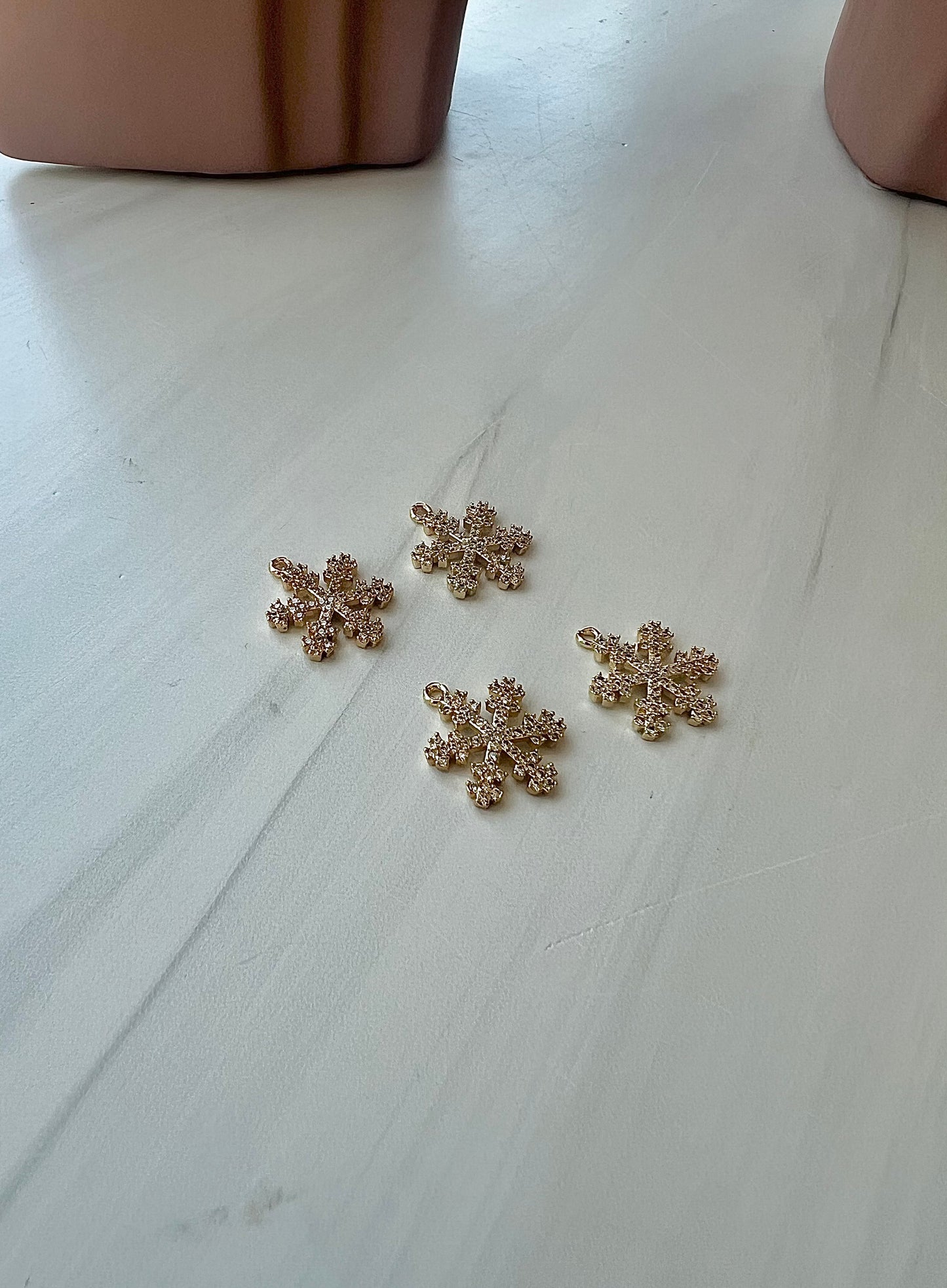 4pcs Cubic Zirconia Snowflake Connectors